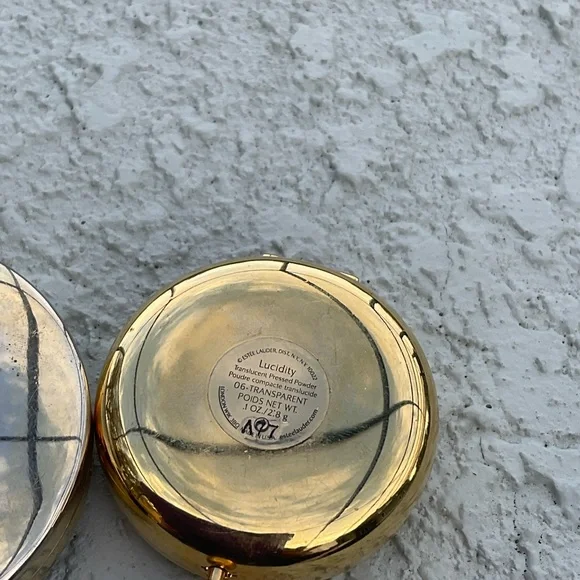 Vintage Estee Lauder refillable compact set - Picture 5 of 6